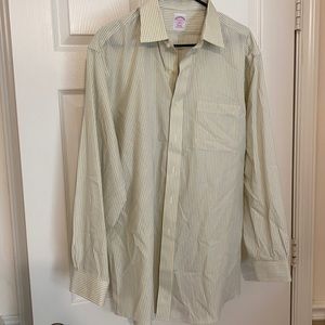 BROOKS BROTHERS 346 Regular Fit, Non Iron Button Down, Pinstripe Oxford Polo
